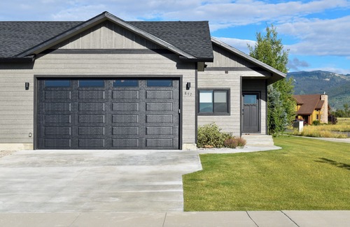 Driggs House | Beautiful family retreat located 20 minutes from Grand Targhee!