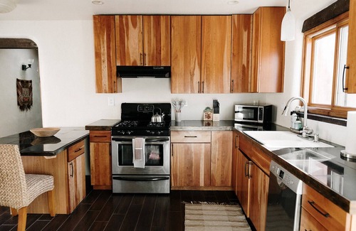 Albuquerque House | Beautiful Family-sized Adobe Getaway — Sleeps 10+ in North Valley, Albuquerque