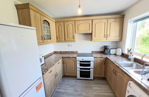 Crafthole House | Beautiful family sized holiday home 1 minute from the beach