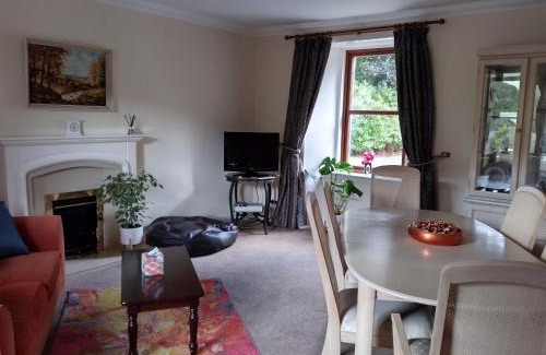 Crianlarich House | Beautiful Farm House at the foot of Ben More.