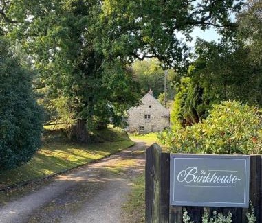Cowbridge House | Beautiful Farm House in Idyllic location