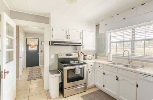 Cullman Other | Beautiful farmstay minutes from I-65 and Smith Lake. Plenty of boat parking