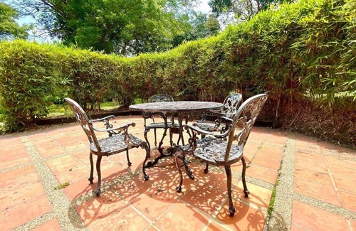 Tobia House | Beautiful FINCA House Pool Volleyball WiFi Villeta