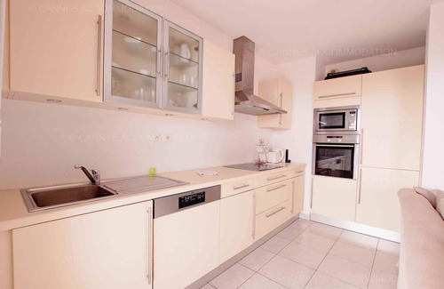 Les Termes Apartment | Beautiful apartment on the hills with sea view