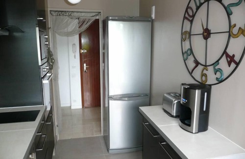 La Napoule Apartment | Beautiful 3-room flat near sea, golf, village/train. Bright, swimming pool, wifi