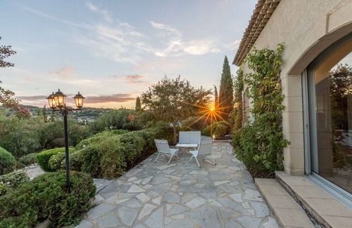 Mirabel-aux-Baronnies House | Beautiful property near Vaison and Nyons surrounded by a landscaped garden