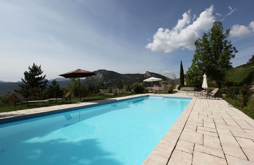 Montreal-les-Sources House | Beautiful stone cottage - spa & pool - Exceptional location in Provence
