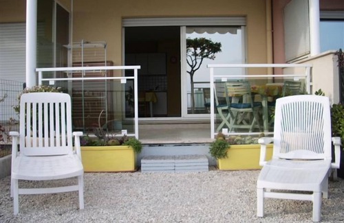 Roquebrune-Cap-Martin Apartment | Beautiful studio facing the sea, 100 meters from the beach blue golf