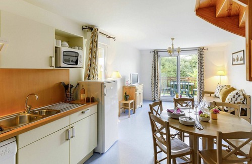 Saint-Briac-sur-Mer Apartment | Beautiful apartment for 4 people with pool, WIFI, TV, terrace, pets allowed and parking