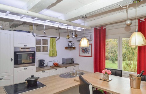 Saint-Julien-de-Peyrolas House | Beautiful home in St Julien de Peyrolas