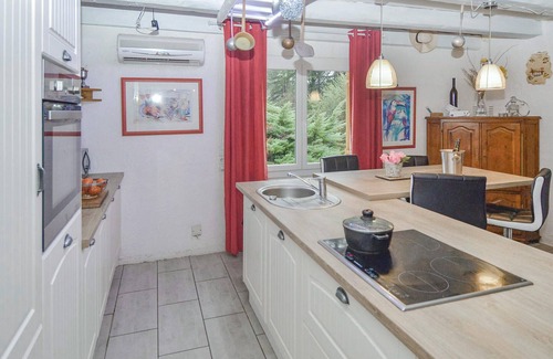Saint-Julien-de-Peyrolas House | Beautiful home in St Julien de Peyrolas