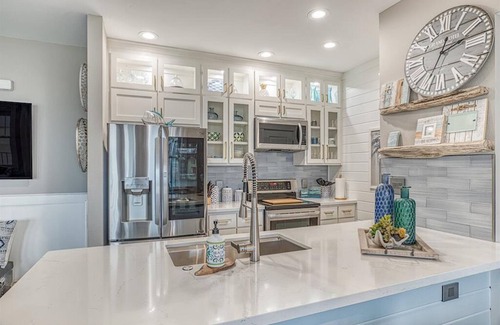 Red Fish Cove Condo | Beautiful, fully remodeled beach front condo next to Pointe West Beach Club!