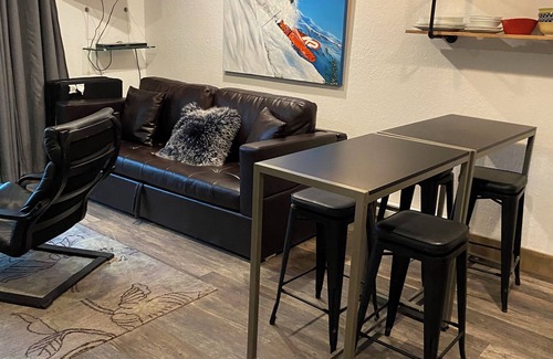 Alyeska Condo | Beautiful Girdwood Condo