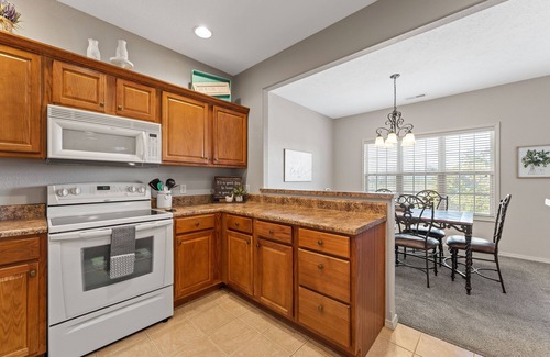 Branson West Villa | Beautiful Ground Level Villa 3 bedroom/3 bath close to shows and SDC