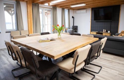 Municipality of Oirschot House | Beautiful group accommodation near our own food forest