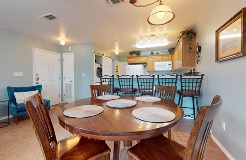 New Braunfels Condo | Beautiful Guadalupe River condo hideaway! WW D102 *Free Tubes with Rental*