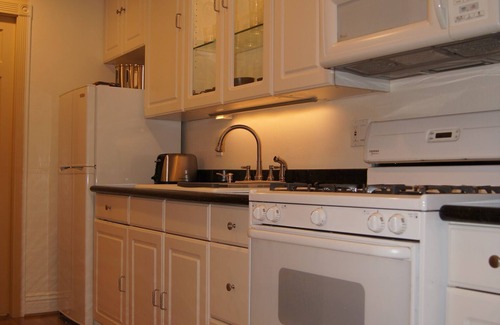 Sherman Heights House | Beautiful Guest House. Minutes. to DT, Conv Center, Zoo, Coronado, Airport.