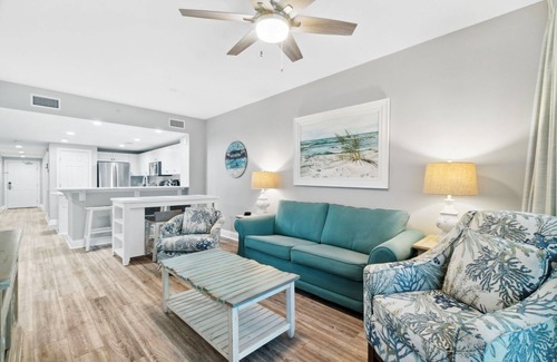 Long Beach Condo | BEAUTIFUL GULF FRONT CONDO WITH GREAT VIEWS POOLS AND BEACH!