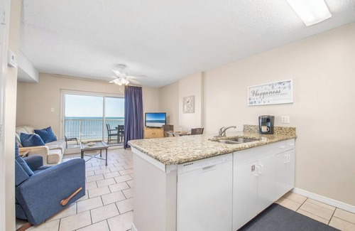 Gulf Shores Condo | Beautiful Gulf Front Condo ~ 1BR 2BA+Bunks ~ Keyless Entry ~ Royal Palms 904