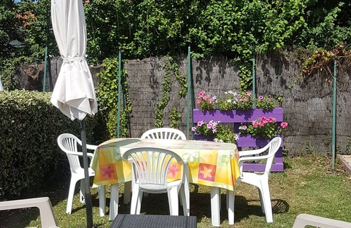 Saint-Palais-sur-Mer House | BEAUTIFUL HOUSE IN PEACE WITH GARDEN 5 MINUTES WALK TO THE BEACH AND SHOPS