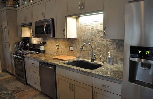 Wimberley House | Beautiful Hill Country Home with Creek and River access