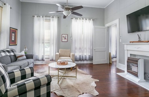 Ruston Apartment | Beautiful historic 1-bedroom in Downtown Ruston