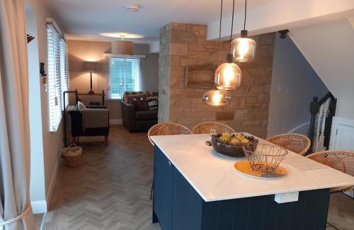 Callander House | Beautiful Historic Cottage