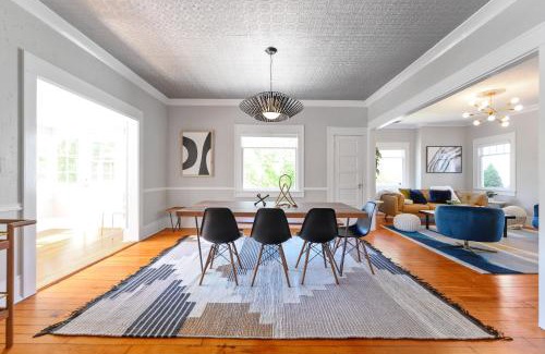 McMinnville House | Beautiful, Historic Home, heart of McMinnville.