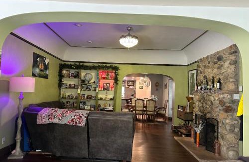 Lower Avenues House | Beautiful Historical Home in The Avenue of SLC