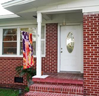 Milton House | Beautiful Historical Oasis Downtown Riverwalk