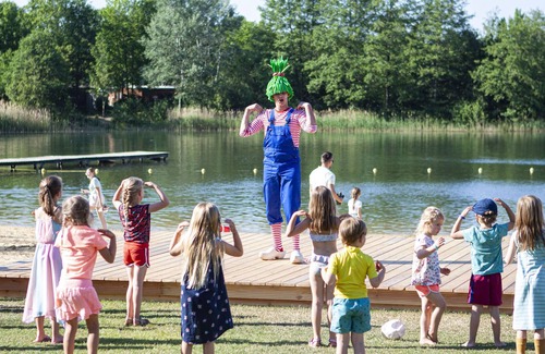 Maasbree House | Beautiful holiday home above the water, in a holiday park in Limburg