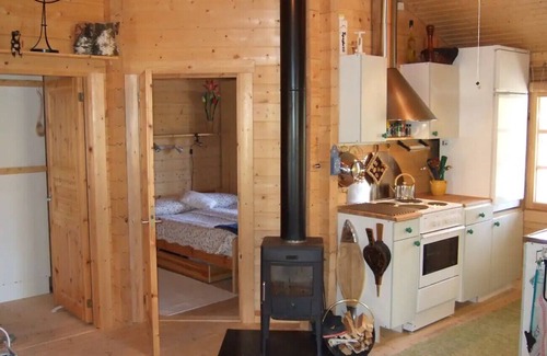 Tavelsjo House | Beautiful holiday home in the countryside between fir trees and blueberry bushes