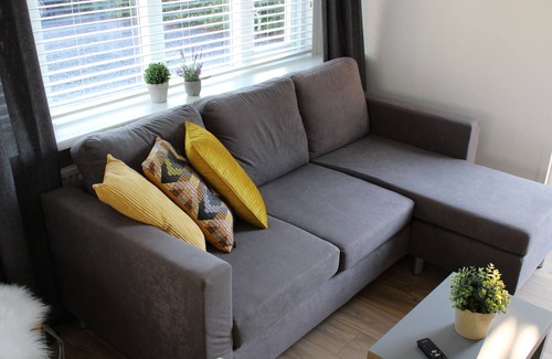 Warmenhuizen House | Beautiful holiday home with unobstructed view located on the Westriesedijk