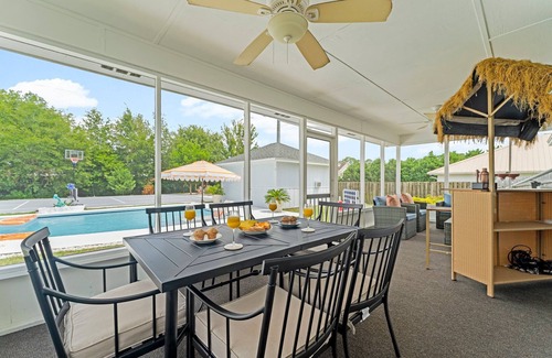 Treasure Cove House | Beautiful home- pickle ball, pool, fire pit, game room, & basketball