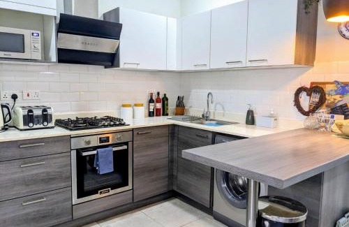 Teshie House | Beautiful Home - 2 Double Rooms
