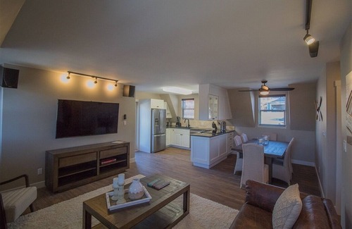 Lake Cowichan House | Beautiful Home at Lake Cowichan Marina.
