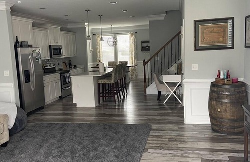 Bayview House | Beautiful home by the Bay