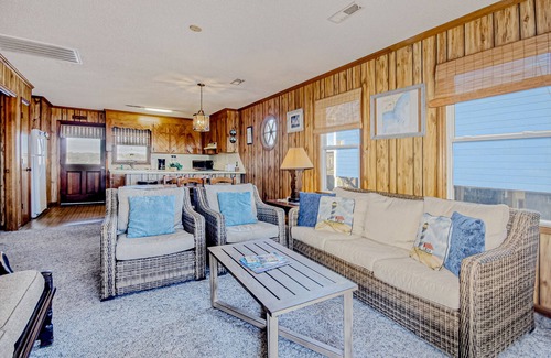 Holden Beach House | Beautiful Home Close to Beach w/Free WiFi, Central AC, Private W/D, Water Views