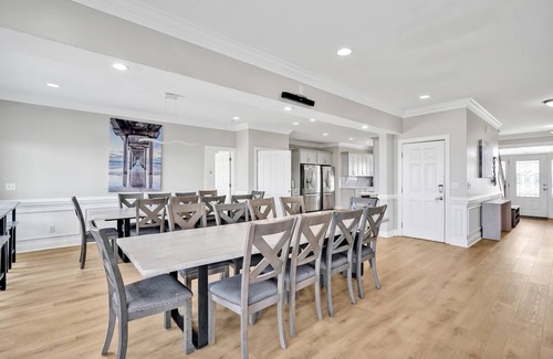 Oak Island House | Beautiful Home-Elevator, Oceanfront-Sleeps 39