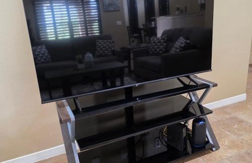 Santa Teresa House | Beautiful Home For Large Family!