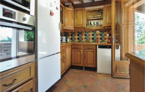 Saint-Paul-en-Foret House | Beautiful Home In St, Paul En Foret