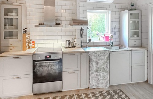 Arjang House | Beautiful home in årjäng with sauna