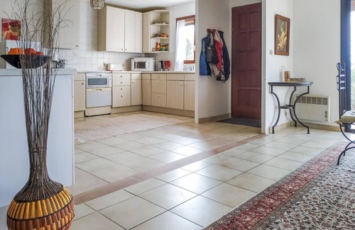 Caux House | Beautiful home in Caux with WiFi