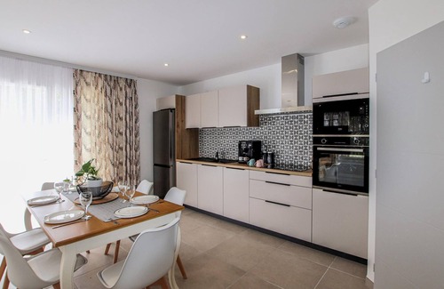 Die House | Beautiful home in Die with house a mountain view