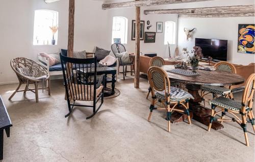 Ebeltoft House | Beautiful Home In Ebeltoft With Wifi