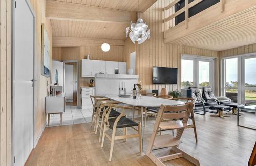 Faaborg House | Beautiful home in Faaborg with sauna