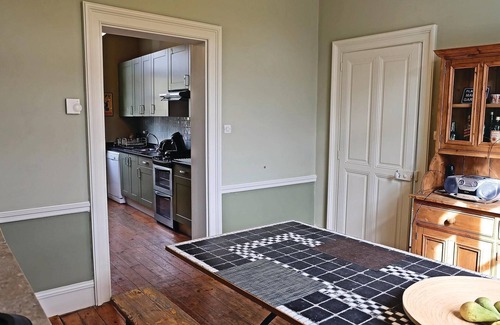 Fressin House | Beautiful home in Fressin with kitchen