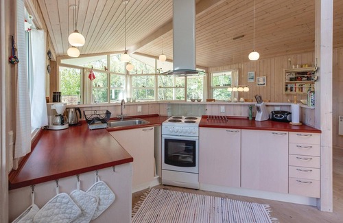 Grlev House | Beautiful home in Gørlev with kitchen