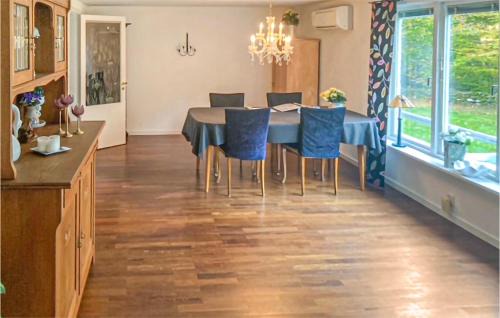 Hastveda House | Beautiful Home In Hästveda With Kitchen