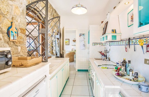 Costa dei Monaci House | Beautiful home in Parghelia VV